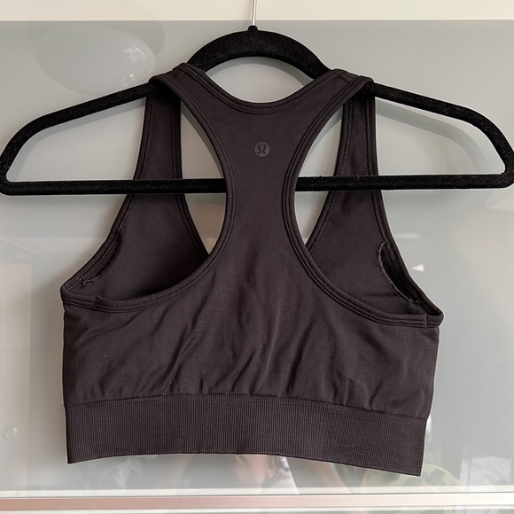 lululemon Ebb to Street V Neck Sports Bra in Black - Picture 2 of 2